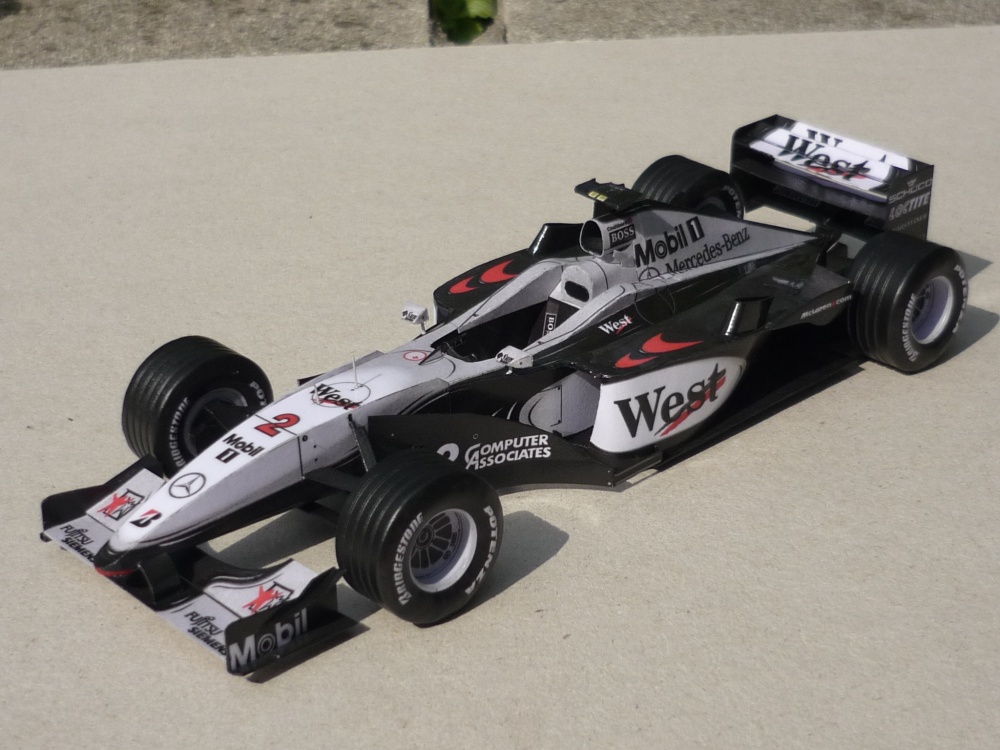 McLaren MP4/15 - David Coulthard - 2000 (Plná velikost v novém okně) McLaren MP4/15 - David Coulthard - 2000