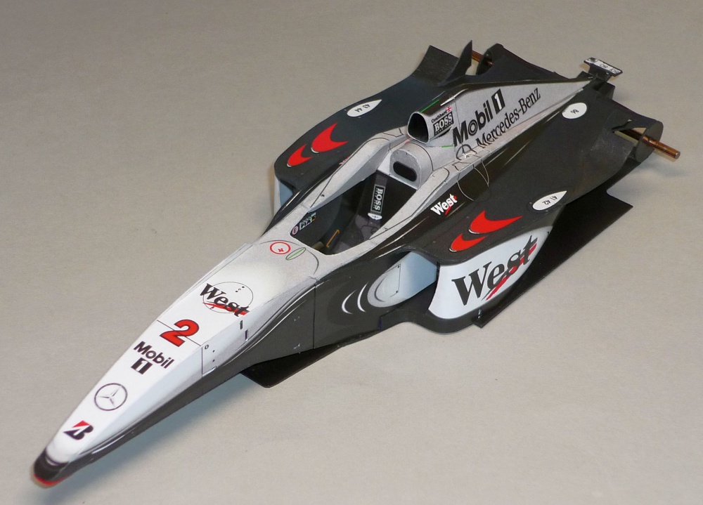 McLaren MP4/15 - David Coulthard - 2000 (Plná velikost v novém okně) McLaren MP4/15 - David Coulthard - 2000