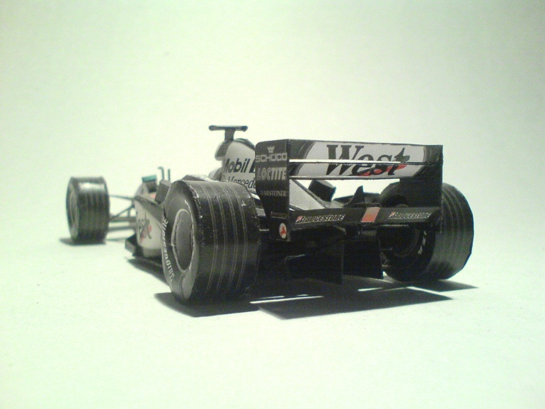 McLaren MP4-15 (Plná velikost v novém okně) McLaren MP4-15