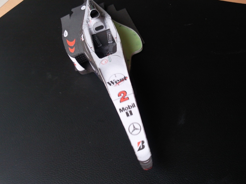 McLaren MP4-15 (Plná velikost v novém okně) McLaren MP4-15