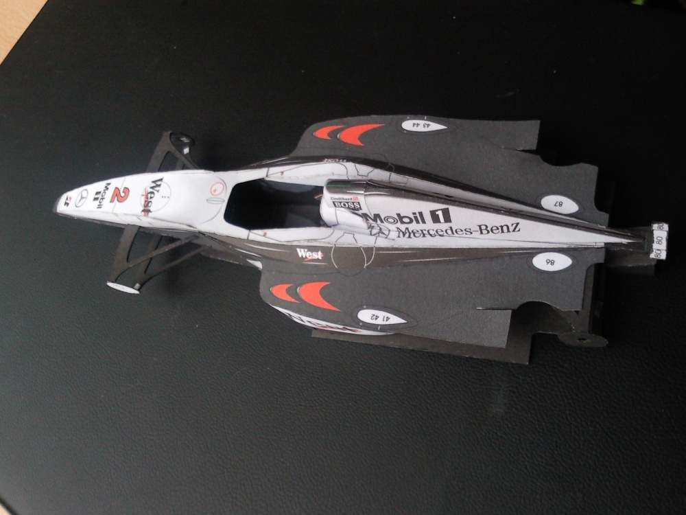 McLaren MP4-15 (Plná velikost v novém okně) McLaren MP4-15