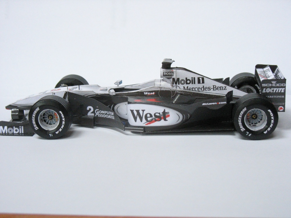 McLaren MP4-15 (Plná velikost v novém okně) McLaren MP4-15