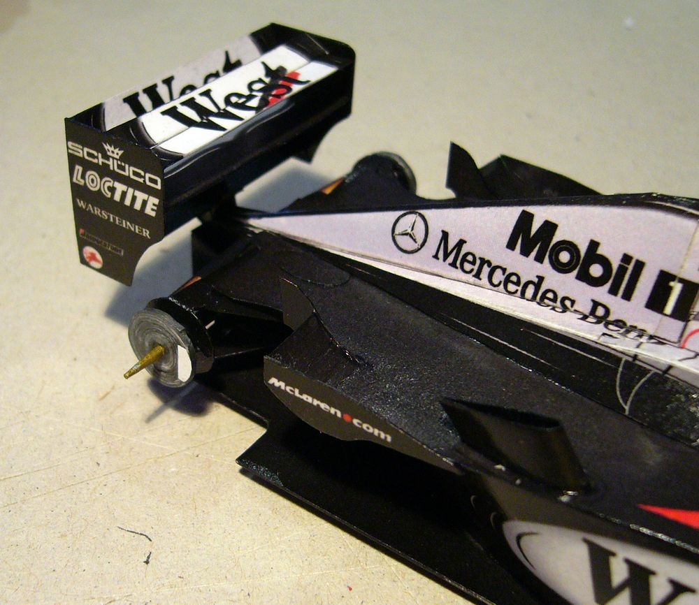 McLaren MP4-15 (Plná velikost v novém okně) McLaren MP4-15
