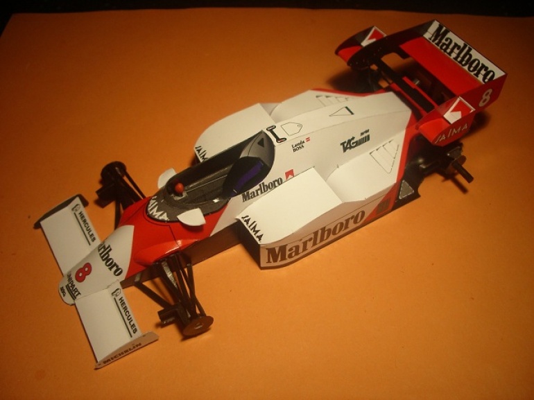 McLaren MP4/2 1984 - Niki Lauda, Austrian GP (Plná velikost v novém okně) McLaren MP4/2 1984 - Niki Lauda, Austrian GP