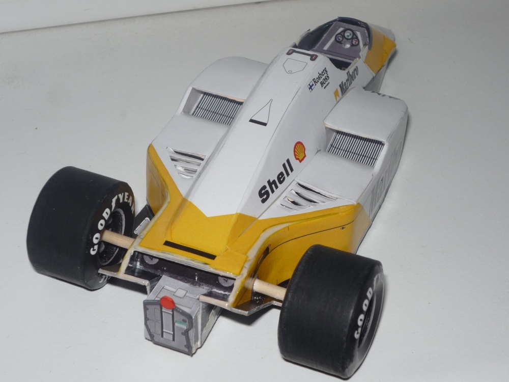McLaren MP4/2-C (Plná velikost v novém okně) McLaren MP4/2-C