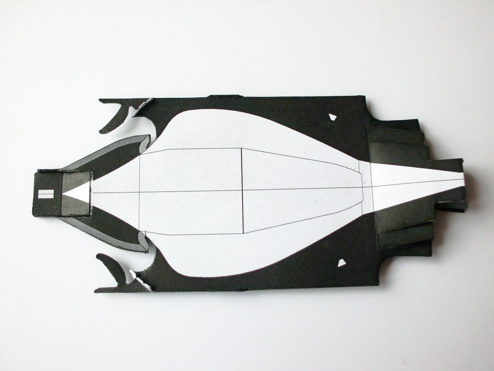 McLaren MP4/23 (Plná velikost v novém okně) McLaren MP4/23