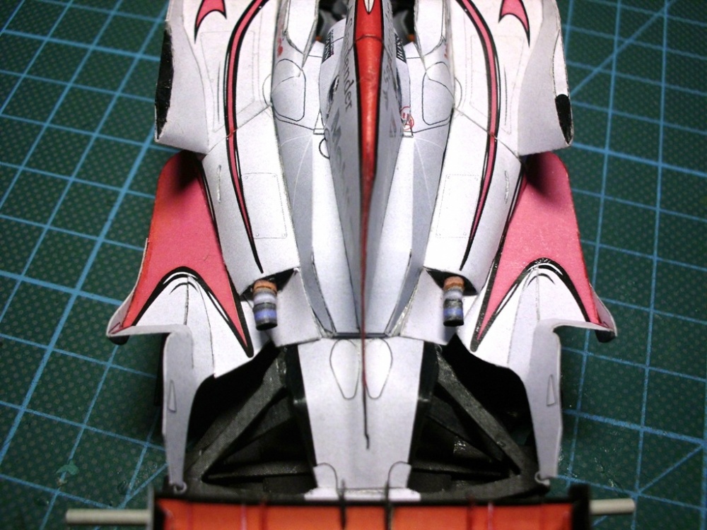 McLaren MP4/23 (Plná velikost v novém okně) McLaren MP4/23