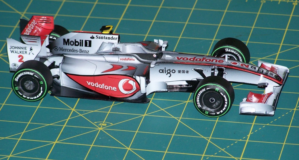 McLaren MP4/24 (Plná velikost v novém okně) McLaren MP4/24