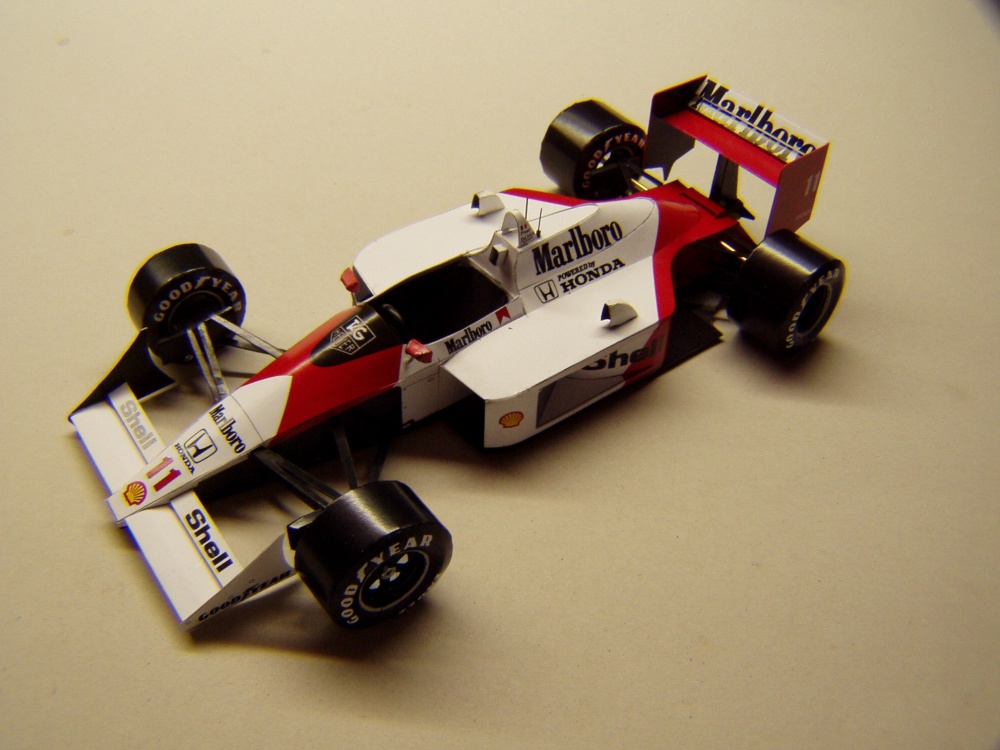 McLaren MP4/4, 1988, A. Prost (Pln� velikost v nov�m okn�) McLaren MP4/4, 1988, A. Prost