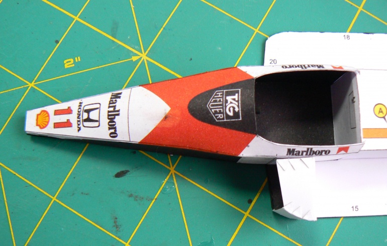 McLaren MP4/4 (Plná velikost v novém okně) McLaren MP4/4