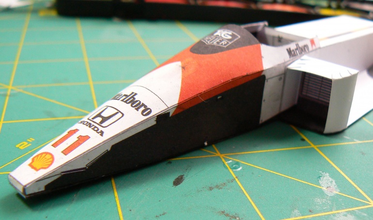 McLaren MP4/4 (Plná velikost v novém okně) McLaren MP4/4