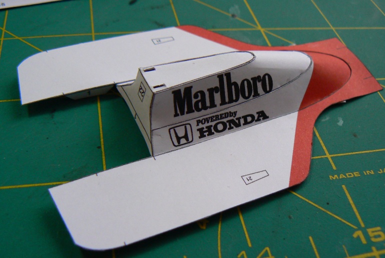 McLaren MP4/4 (Plná velikost v novém okně) McLaren MP4/4
