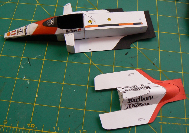 McLaren MP4/4 (Plná velikost v novém okně) McLaren MP4/4