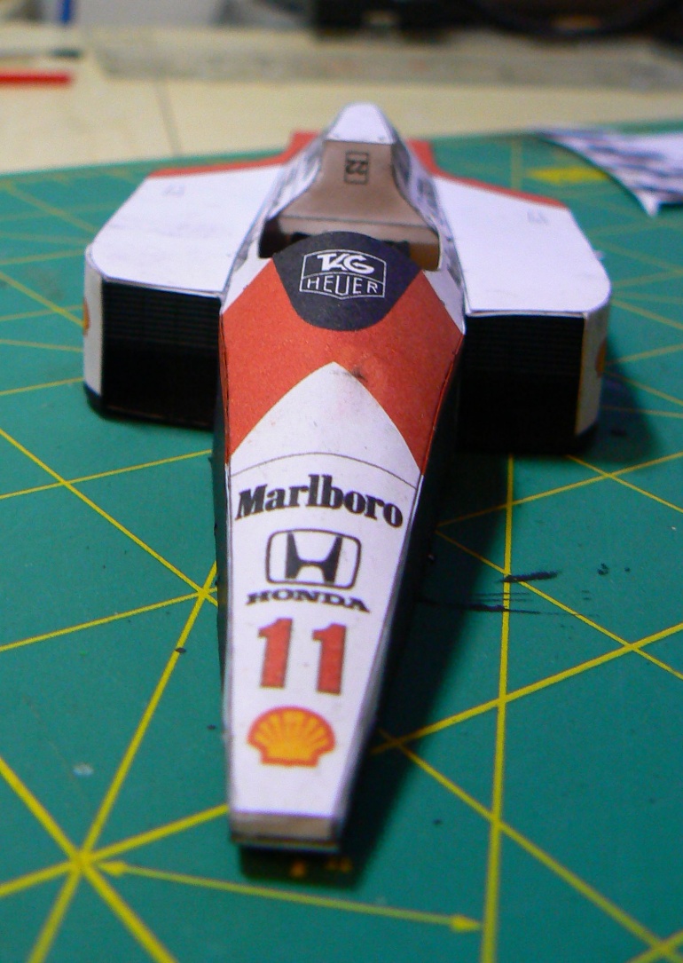 McLaren MP4/4 (Plná velikost v novém okně) McLaren MP4/4