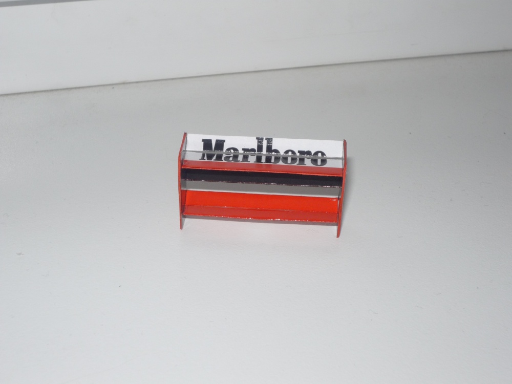McLaren MP4/7 (Plná velikost v novém okně) McLaren MP4/7
