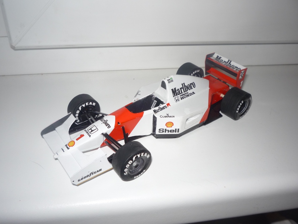 McLaren MP4/7 (Plná velikost v novém okně) McLaren MP4/7