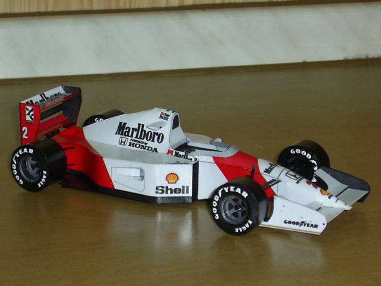 McLaren MP4-7A  G.Berger 1992