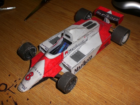 Mclaren mp4 MA VLASTN� TVORBA