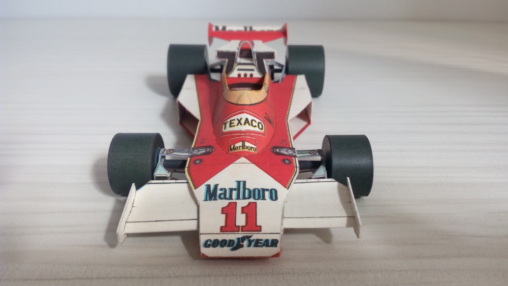 Mc Laren M 23 (Plná velikost v novém okně) Mc Laren M 23