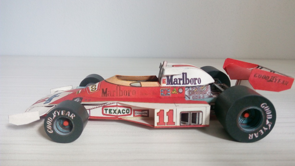 Mc Laren M 23 (Plná velikost v novém okně) Mc Laren M 23
