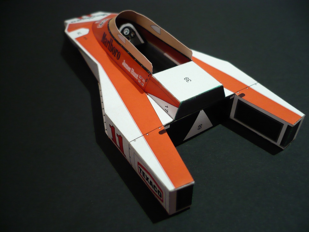 McLaren M23 1976 (Plná velikost v novém okně) McLaren M23 1976