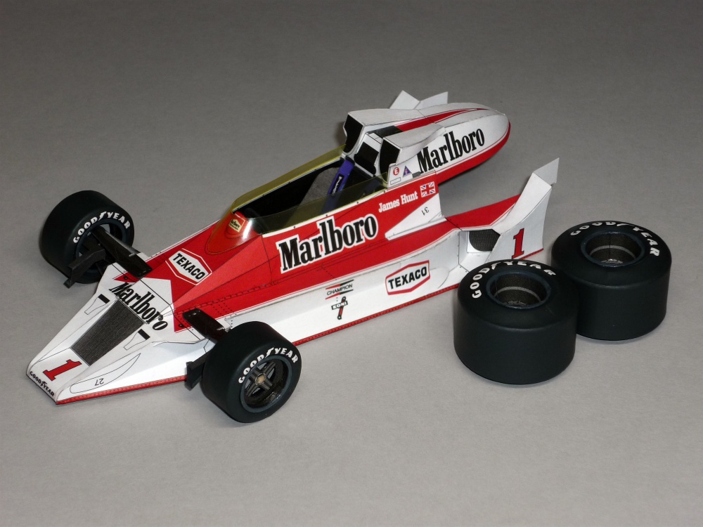McLaren M26 - James Hunt - 1977 (Plná velikost v novém okně) McLaren M26 - James Hunt - 1977