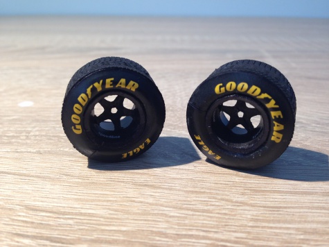McLaren MP4/8 McLaren MP4/8
