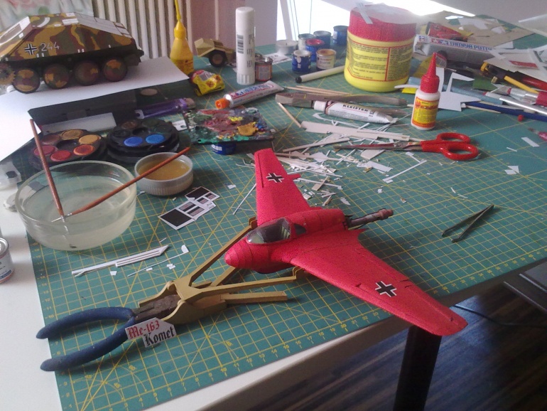 Me - 163 B-0 KOMET (Plná velikost v novém okně) Me - 163 B-0 KOMET