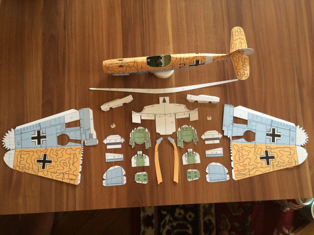 Me - 109 G2 (Plná velikost v novém okně) Me - 109 G2