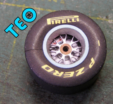 MERCEDES GP W02