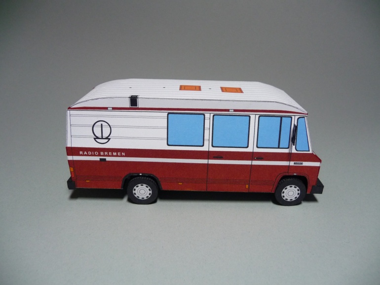 Mercedes-Benz 508D (Plná velikost v novém okně) Mercedes-Benz 508D