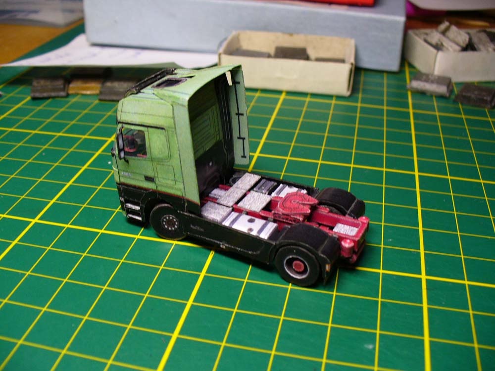 Mercedes Benz Actros 1860 4x2 Trust Edition/1:100 (Kinza) (Plná velikost v novém okně) Mercedes Benz Actros 1860 4x2 Trust Edition/1:100 (Kinza)