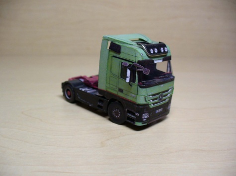 Mercedes Benz Actros 1860 4x2 Trust Edition/1:100 (Kinza) Mercedes Benz Actros 1860 4x2 Trust Edition/1:100 (Kinza)