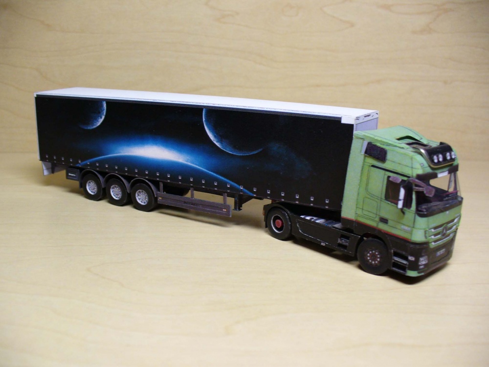 Mercedes Benz Actros 1860 4x2 Trust Edition/1:100 (Kinza) (Plná velikost v novém okně) Mercedes Benz Actros 1860 4x2 Trust Edition/1:100 (Kinza)
