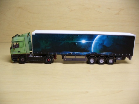 Mercedes Benz Actros 1860 4x2 Trust Edition/1:100 (Kinza)