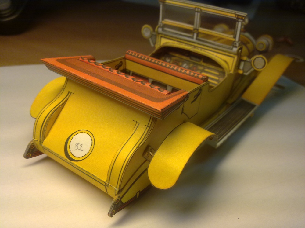 Mercedes-Benz typ S a Stutz Bearcat (rok v�roby 1914)