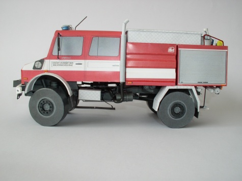 Mercedes-Benz Unimog U5000 CAS 24