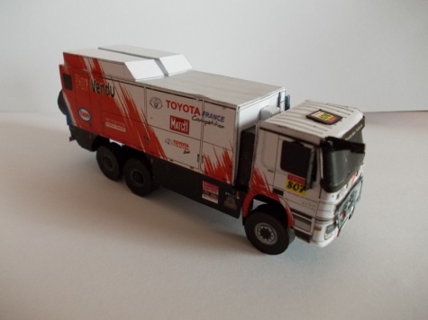 Mercedes Actros Toyota France doprovod Mercedes Actros Toyota France doprovod