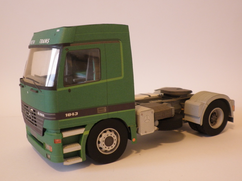 Mercedes Benz Actros 1843 (Plná velikost v novém okně) Mercedes Benz Actros 1843