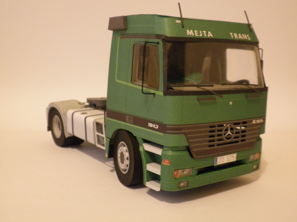 Mercedes Benz Actros 1843 (Plná velikost v novém okně) Mercedes Benz Actros 1843