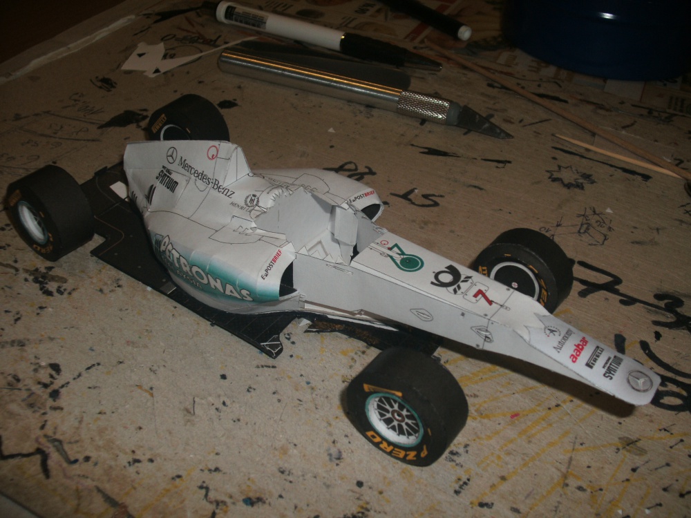 Mercedes GP W02 - M. Schumacher (Plná velikost v novém okně) Mercedes GP W02 - M. Schumacher
