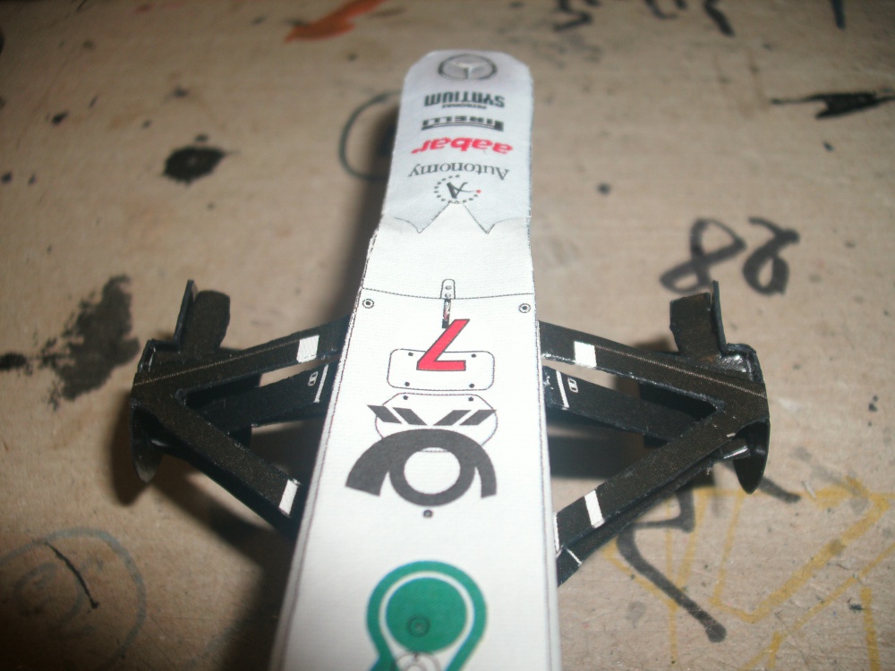 Mercedes GP W02 - M. Schumacher (Plná velikost v novém okně) Mercedes GP W02 - M. Schumacher