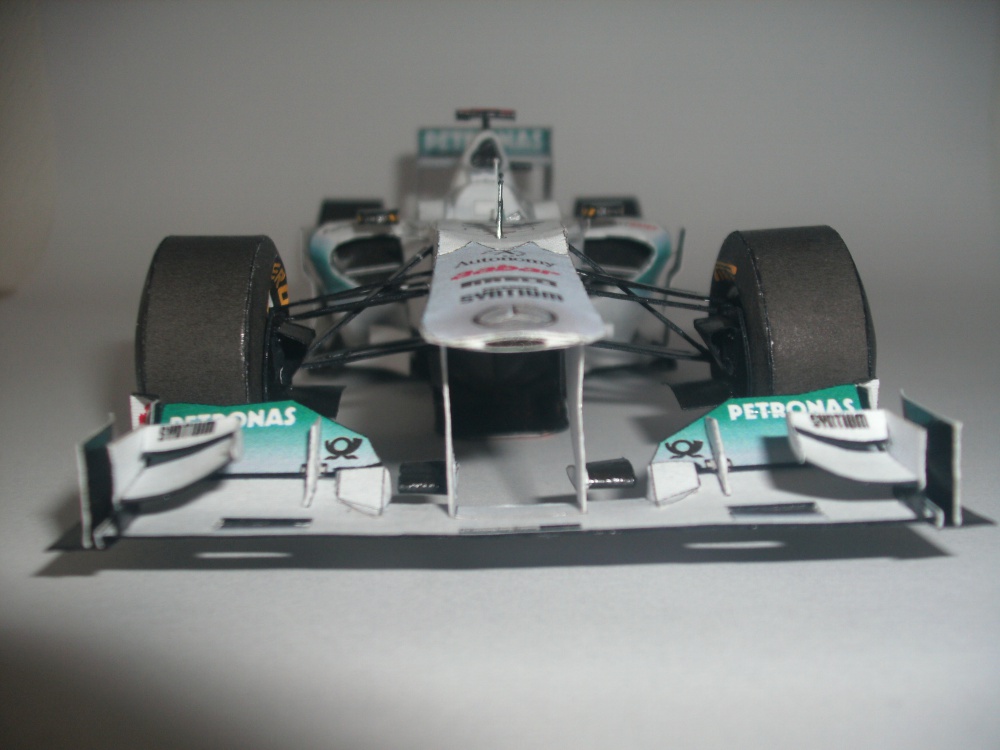 Mercedes GP W02 - M. Schumacher (Plná velikost v novém okně) Mercedes GP W02 - M. Schumacher