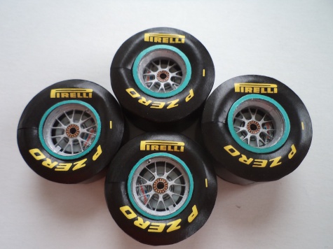 Mercedes W02