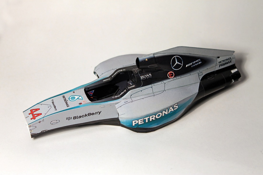 Mercedes W06 - Australian GP 2015, Lewis Hamilton (Plná velikost v novém okně) Mercedes W06 - Australian GP 2015, Lewis Hamilton