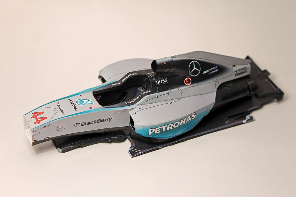 Mercedes W06 - Australian GP 2015, Lewis Hamilton (Plná velikost v novém okně) Mercedes W06 - Australian GP 2015, Lewis Hamilton
