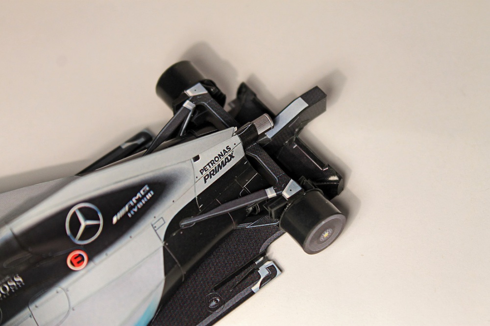 Mercedes W06 - Australian GP 2015, Lewis Hamilton (Plná velikost v novém okně) Mercedes W06 - Australian GP 2015, Lewis Hamilton