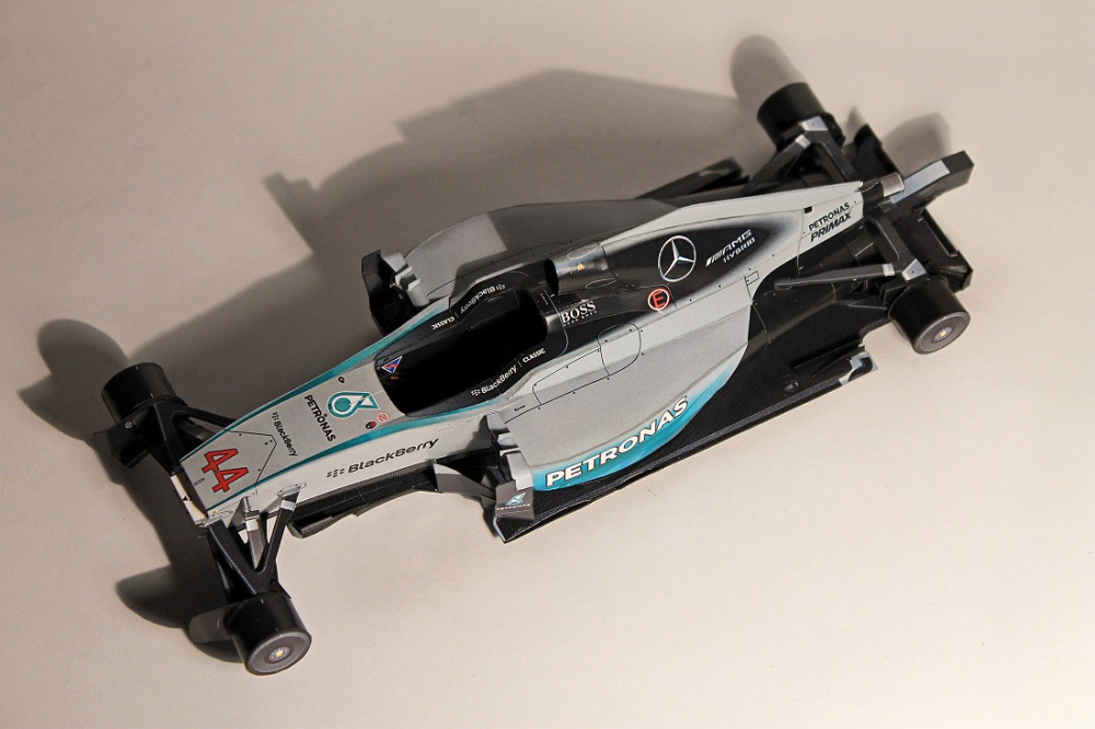 Mercedes W06 - Australian GP 2015, Lewis Hamilton (Plná velikost v novém okně) Mercedes W06 - Australian GP 2015, Lewis Hamilton