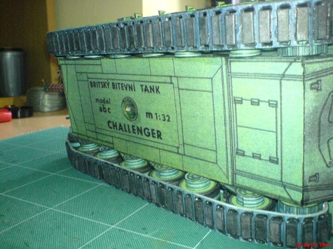 MERKAVA 2  a MBT CHALLANGER 