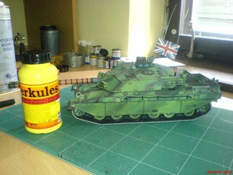 MERKAVA 2  a MBT CHALLANGER 